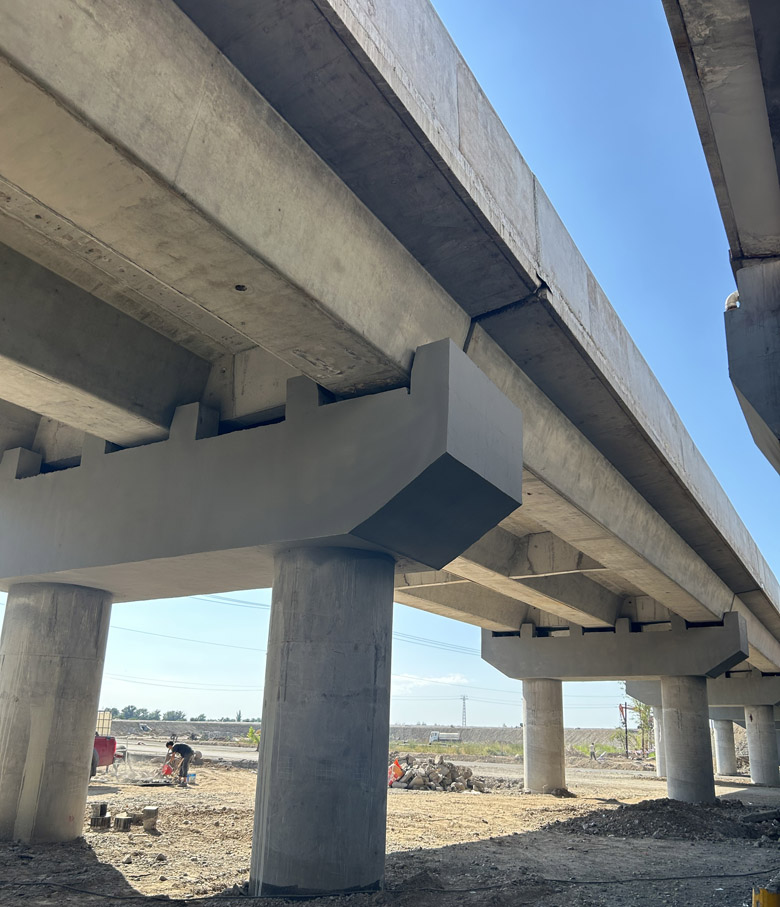 Construction site of concrete color correction material
