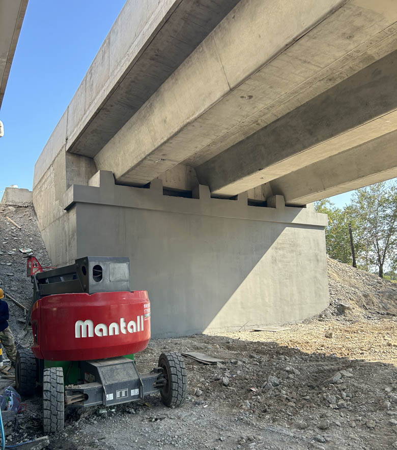 Construction site of concrete color correction material
